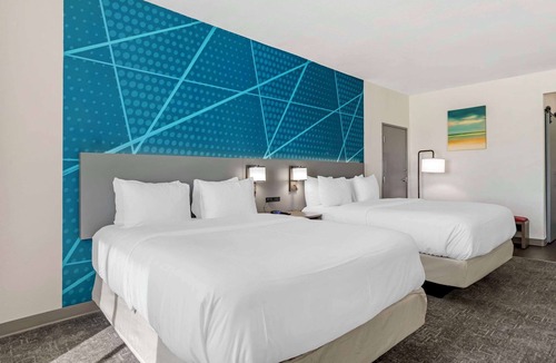 Bonanza Hotel | Comfort Suites Laredo - Nuevo Laredo