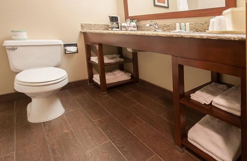 Lawton Hotel | Comfort Suites Lawton Near Fort Sill