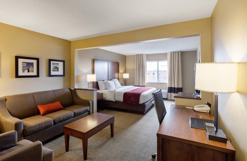 Lincoln Hotel | Comfort Suites Lincoln North