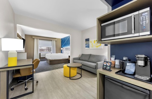 London Hotel | Comfort Suites London South
