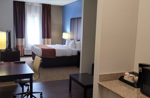 Mandeville Hotel | Comfort Suites Mandeville - Covington