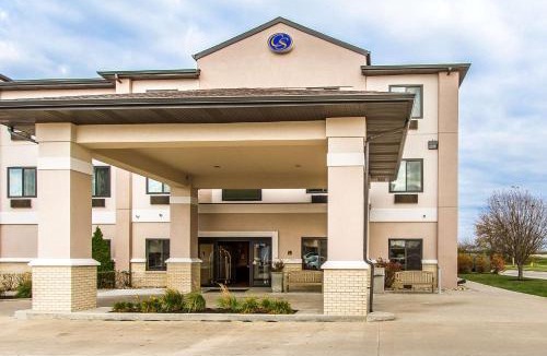 Mattoon Hotel | Comfort Suites Mattoon East