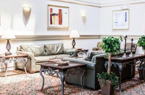 McAlester Hotel | Comfort Suites McAlester