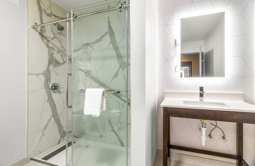 Mount Vernon Hotel | Comfort Suites Mount Vernon