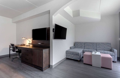 Mount Juliet Hotel | Comfort Suites Mt. Juliet - Nashville Area
