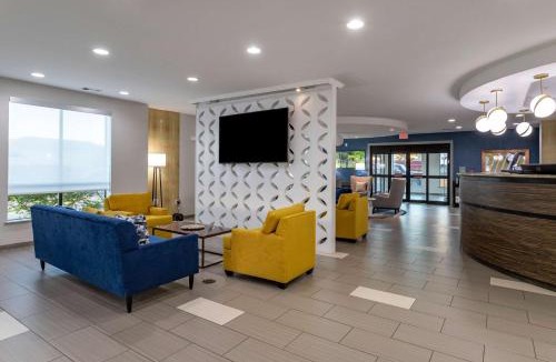 Shamard Heights Hotel | Comfort Suites Natchitoches