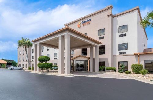 Warner Robins Hotel | Comfort Suites near Robins Air Force Base