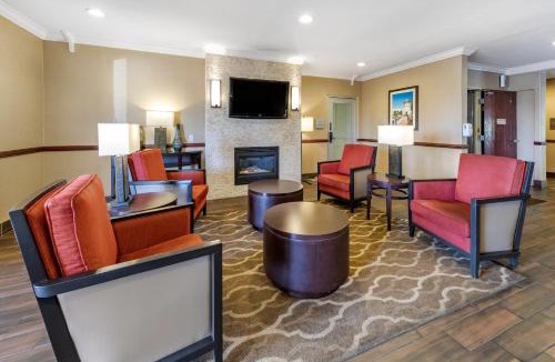 Stevenson Ranch Hotel | Comfort Suites Near Six Flags Magic Mountain
