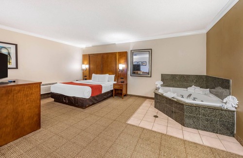 Stevenson Ranch Hotel | Comfort Suites Near Six Flags Magic Mountain