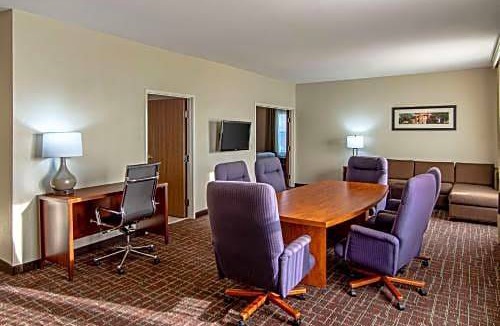 Northwest Dallas Hotel | Comfort Suites NW Dallas Near Love Field
