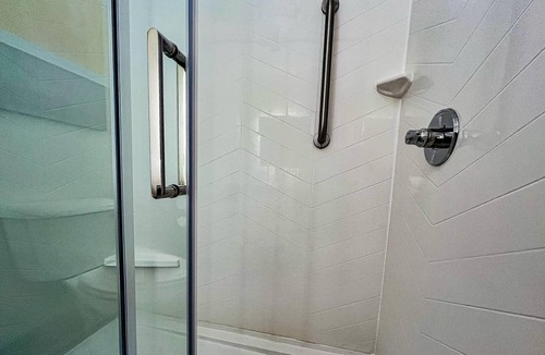 Lafayette Hotel | Comfort Suites Oil Center