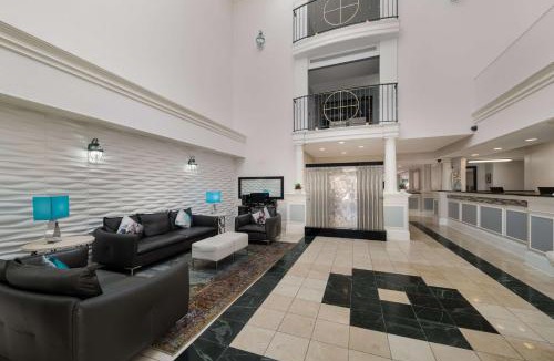 Plano Hotel | Comfort Suites Plano East - Richardson