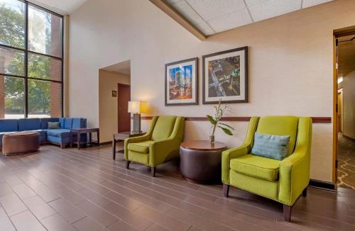 Cary Hotel | Comfort Suites Regency Park