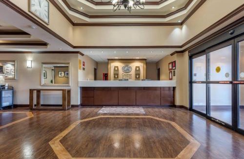 Rolla Hotel | Comfort Suites Rolla