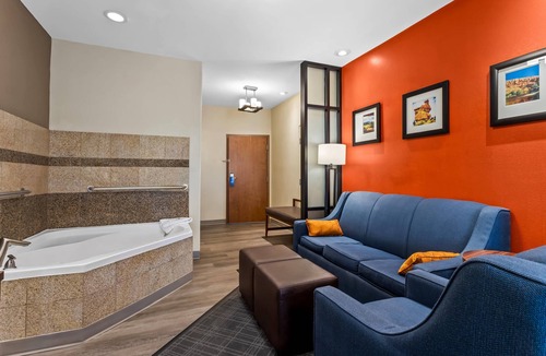 Roswell Hotel | Comfort Suites Roswell North