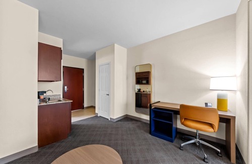 North San Antonio - SAT Hotel | Comfort Suites San Antonio North - Stone Oak