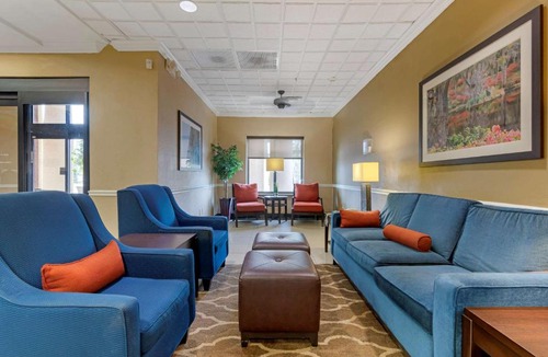 Port Wentworth Hotel | Comfort Suites Savannah North