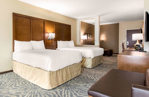 Franklin Park Hotel | Comfort Suites - South Austin