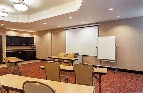 Sulphur Hotel | Comfort Suites Sulphur - Lake Charles