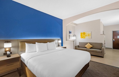 Sumter Hotel | Comfort Suites Sumter near Shaw AFB