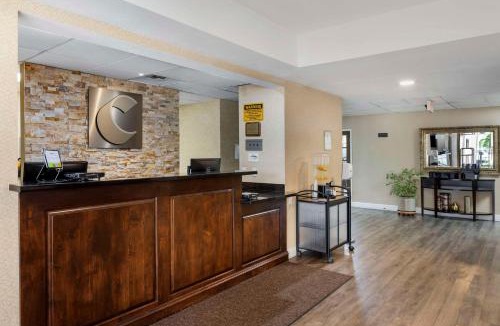 Tulare Hotel | Comfort Suites Tulare Sequoia Gateway
