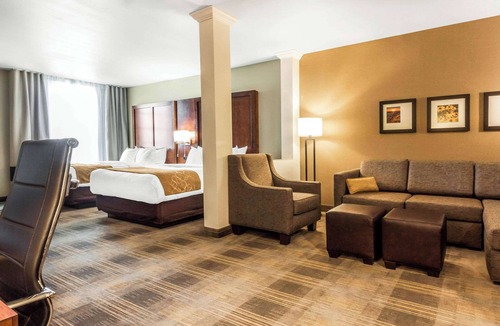 Brookings Hotel | Comfort Suites University
