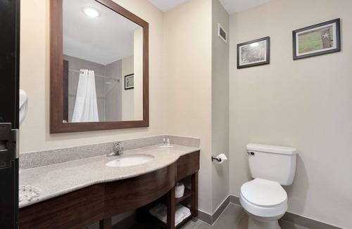 Abilene Hotel | Comfort Suites University