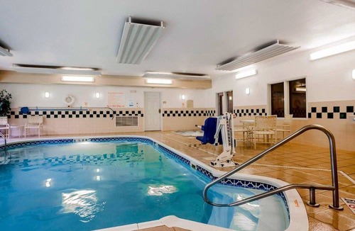 Independence Hotel | Comfort Suites - Independence