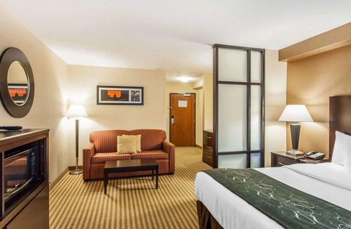 Sunnyslope Hotel | Comfort Suites Wenatchee Gateway