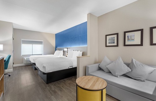 Jacksonville Hotel | Comfort Suites West Jacksonville