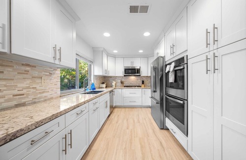 Woodbridge House | Comfort Villa on Yale Loop｜Family-Friendly｜Private Patio & Yard｜#42513