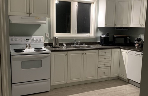 West End House | Comfort With A Touch Of Class #3