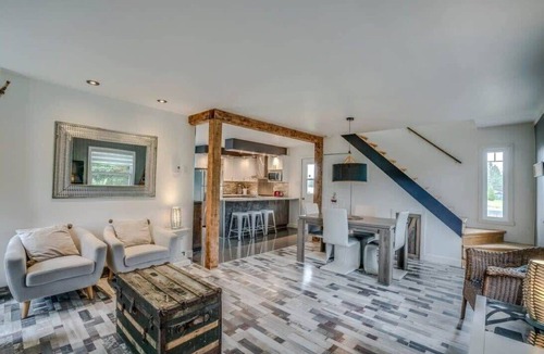 Lac-Frontiere House | Comfort with Lake View | Chalet Lac-Frontiere