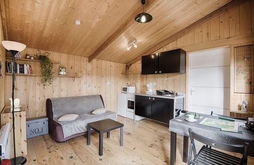 Saint-Hilaire-de-Lavit Cabin | Comfortable, air-conditioned cabane sur Pilotis in the Cevennes.