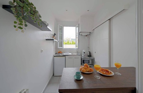 Silly-Gallieni Apartment | Comfortable Little Studio in Boulogne