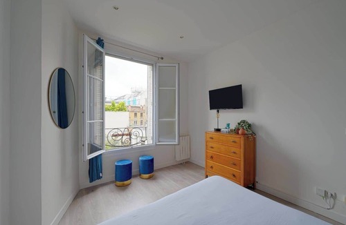 Silly-Gallieni Apartment | Comfortable Little Studio in Boulogne