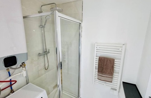 Saulaie - Claveliere Apartment | Comfortable modern T2 near metro