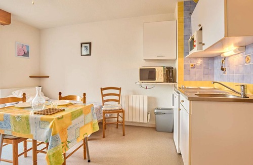 Barbotan-les-Thermes Apartment | Comfortable studio, near thermal baths, WIFI, pets allowed