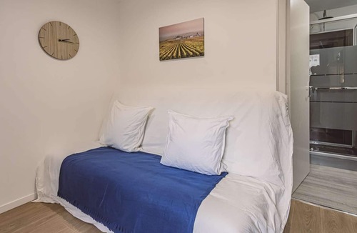 Chalons-en-Champagne Apartment | Comfortable studio in a quiet location