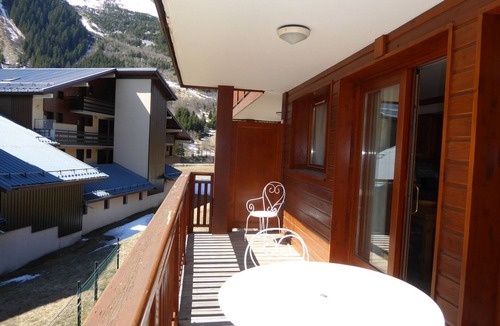 Pralognan-la-Vanoise Apartment | Comfortable T3 with large balcony - Pets allowed
