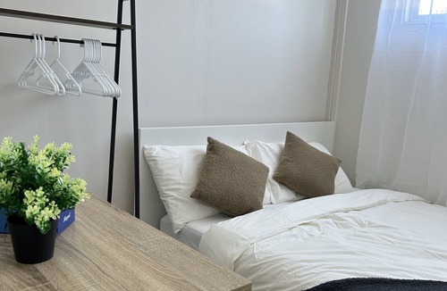 Buff Point House | Comfortable 1 bedroom duplex close to everything