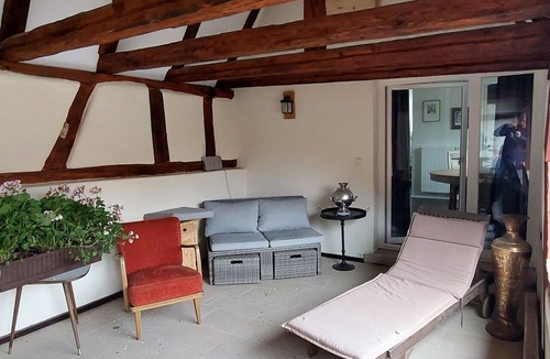 Margetshoechheim Apartment | Comfortable, 1 room -55m², large apartment in Margetshöchheim - center