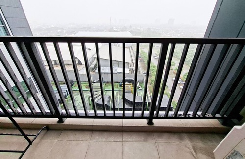 South Tangerang Apartment | Comfortable 1Br Without Living Room At Apartment Bintaro Embarcadero