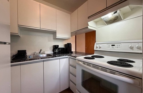 Pierrefonds-Roxboro Apartment | Comfortable 1BR in West Island + Free Parking