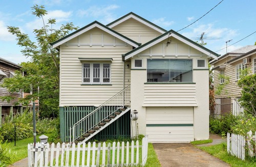 Camp Hill House | Comfortable 2 Bedroom cottage