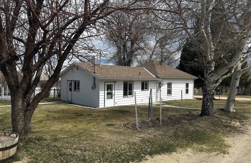 Encampment House | Comfortable 2-bedroom home, perfect for a relaxing visit or remote work