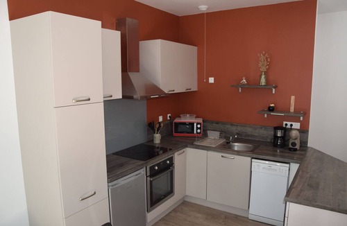 Mont-Dore Apartment | Comfortable 2-Bedroom Apartment in the Victoria Residence