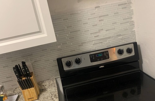 Oakland Park Apartment | Comfortable 2 beds 1 bath 5 people can sleep