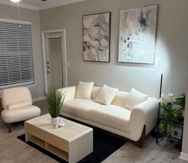 Egypt Apartment | Comfortable 2BR Getaway Close to The Woodlands