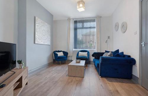 Ushaw Moor Apartment | Comfortable 2BR Home 10 Min to Durham Cathedral